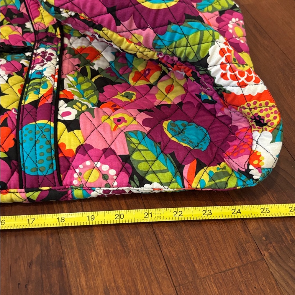 Vera Bradley- NWOT Va Va Bloom Large Traveler Duffle Floral Quilted Bag - Picture 11 of 13